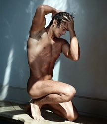 Natural Nude Guys