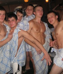 I want to be with us 5a26a2a593a07.jpg