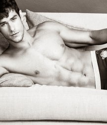 models 2 5a26c10b4bc34.jpg
