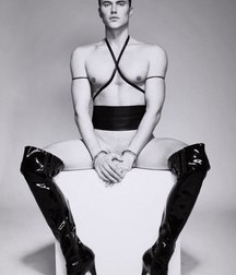 models 2 5a26c13849b9f.jpg
