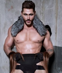 models 2 5a26c157d613b.jpg