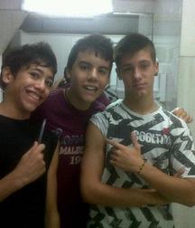 very nice young boys 5a280b6b19b71.jpg