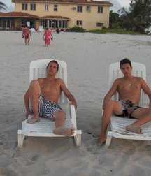 very nice young boys 5a280b6e4edfe.jpg