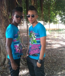 very nice young boys 5a280b81c166a.jpg
