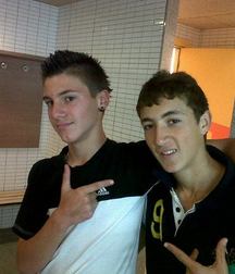 very nice young boys 5a280b929e70e.jpg