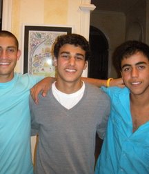 amis jolis calin 5a2e644e55f77.jpg