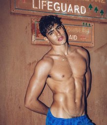 models sexy 5a30122436ccf.jpg