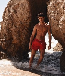 trendy boys 5a30ecc14b113.jpg