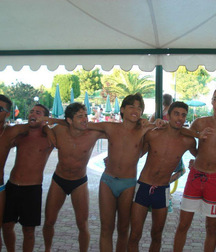 salut les amis 5a32349d4654f.jpg