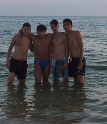sexy boys for you 5a32c8a662394.jpg