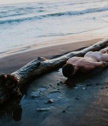 naked 5a33918c26be0.jpg