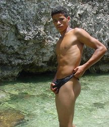 latin sperm kissss 5a344bd60f850.jpg