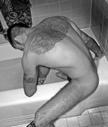 black and white 5a37c661a5452.jpg