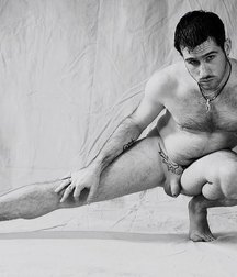black and white 5a37c6aa93b86.jpg
