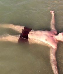 now masturbate 5a382c5583ddf.jpg