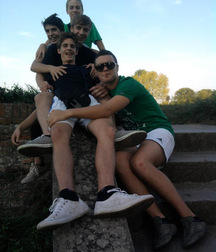 frends in love 5a38f90d3a6dc.jpg