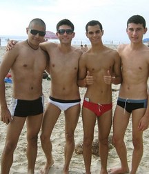 follow me and cum 5a391b2218f6b.jpg