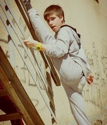 jerking in the bed 5a398c0597df3.jpg