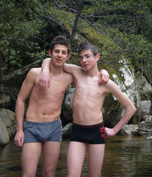 les amis de lit 5a3a31030684c.jpg