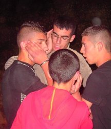 jeunes amis hetero 5a3a371a5ba1b.jpg