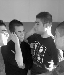 jeunes amis hetero 5a3a3749d7bc2.jpg