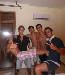 leon et autres amis 5a3e88bd5e245.jpg