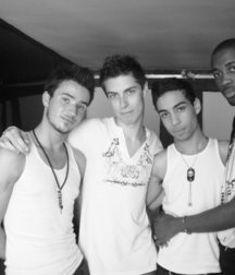 leon et autres amis 5a3e88d35b1f8.jpg