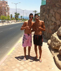 bons amis  5a3fc8d6460e9.jpg