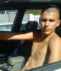 sex online 5a47a6ce5b006.jpg