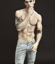 sex online 5a47a6fd8526c.jpg