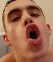 jerking in the morning 5a48b5f65c6a5.jpg