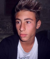 je veux les toucher 5a4b9186303c0.jpg