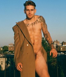 I am coming now 5a4cf674514c0.jpg