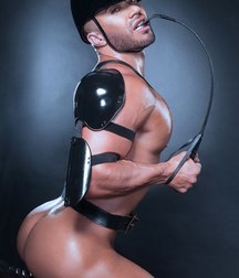 fetish erotic art 5a4e3e10d221a.jpg