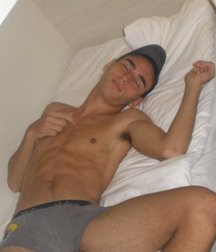 hetero frends 5a512f3a7b052.jpg