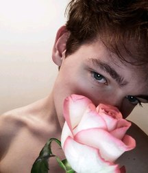 young flowers 5a53c67f6e5fe.jpg