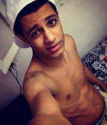 yes I love boys 5a565056414f1.jpg