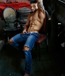 se masturber un peu ici 5a576d38d0684.jpg