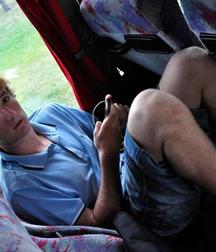 gerard ses amis e des details 5a58e749ee1c1.jpg