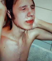 gerard ses amis e des details 5a58e75ea95e5.jpg