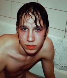 gerard ses amis e des details 5a58e76020c98.jpg