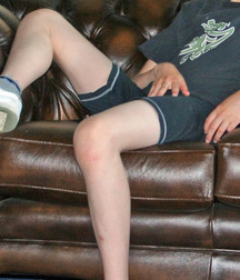 gerard ses amis e des details 5a58e7b10c87a.jpg