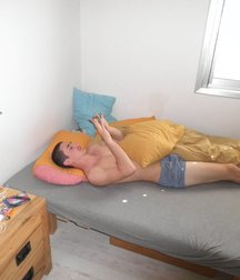 naked and not 5a5a282fec927.jpg