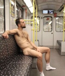 naked and not 5a5a284ab7bf9.jpg
