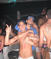 mixed gay and not 5a5a2a415c281.jpg