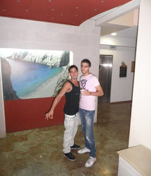 mixed gay and not 5a5a2a4a54386.jpg