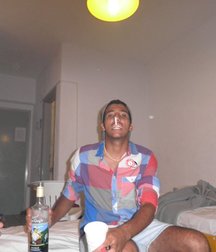 mixed gay and not 5a5a2ab96e6b5.jpg
