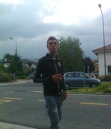 un tour hetero 5a65a741dc9a0.jpg