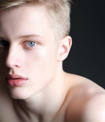 some nice boys 5a6a27b72529b.jpg