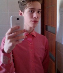 russian real boys 5a6c8dd2d8c8a.jpg